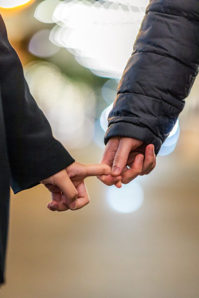 couple holding hands illustration